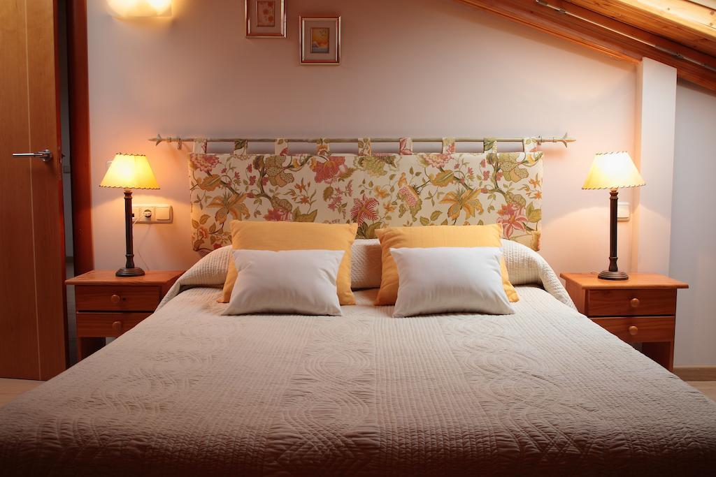 Vivienda Turistica Los Mesones Агреда Номер фото